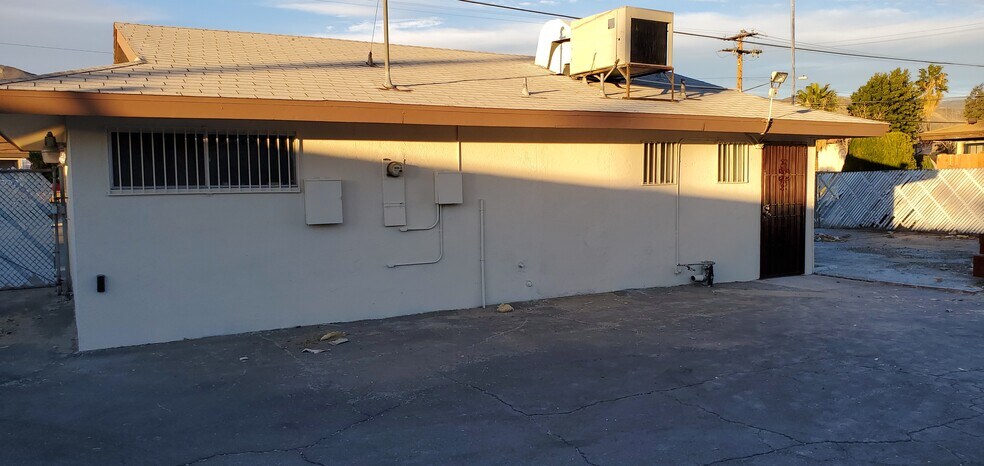 More Photos Of 658 E Main St, San Jacinto Freestanding For Lease