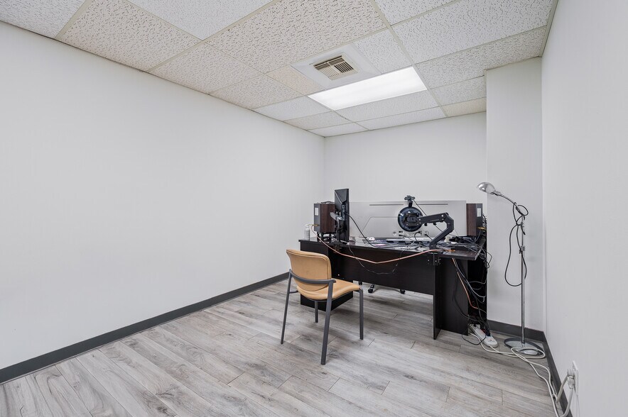 More Photos Of 3339 Fairview St, Pasadena Medical For Lease