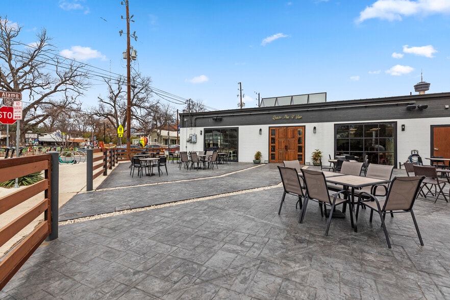 Primary Photo Of 940 S Alamo St, San Antonio Freestanding For Lease