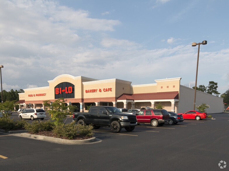 Primary Photo Of 5020 Dick Pond Rd, Myrtle Beach Supermarket For Lease