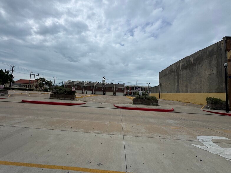 More Photos Of 1909 Market st, Galveston Land For Sale