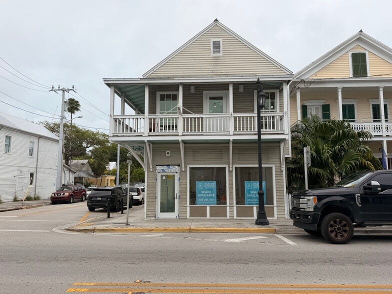More Photos Of 1110 Truman Ave, Key West General Retail For Lease
