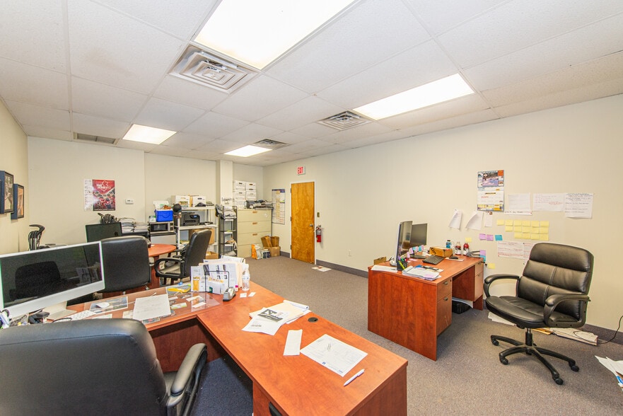 More Photos Of 59 E Mill Rd, Long Valley Office For Sale