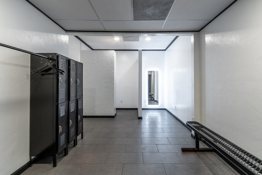 More Photos Of 1724 NE 2nd St, Gainesville Light Manufacturing For Sale