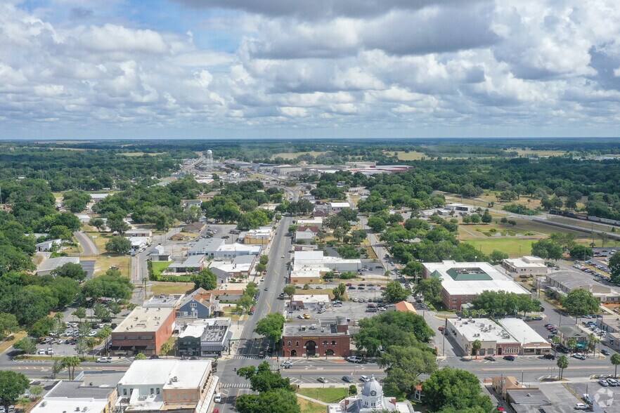 More Photos Of 14210 7th St, Dade City Office For Sale