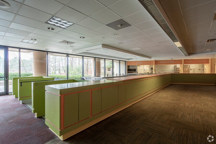 More Photos Of 44 Inverness Center Pky, Birmingham Unknown For Lease