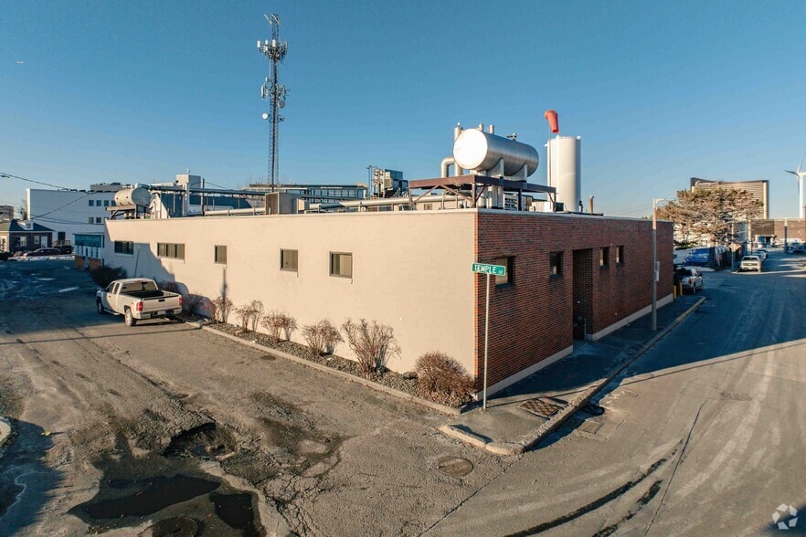 More Photos Of 10 Dorrance St, Boston Manufacturing For Lease