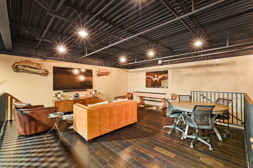 More Photos Of 1435 FM 1463 Rd, Katy Showroom For Sale