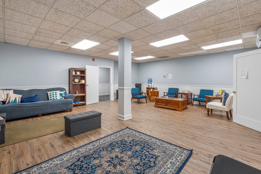 More Photos Of 887 Main St, Monroe Office Residential For Sale