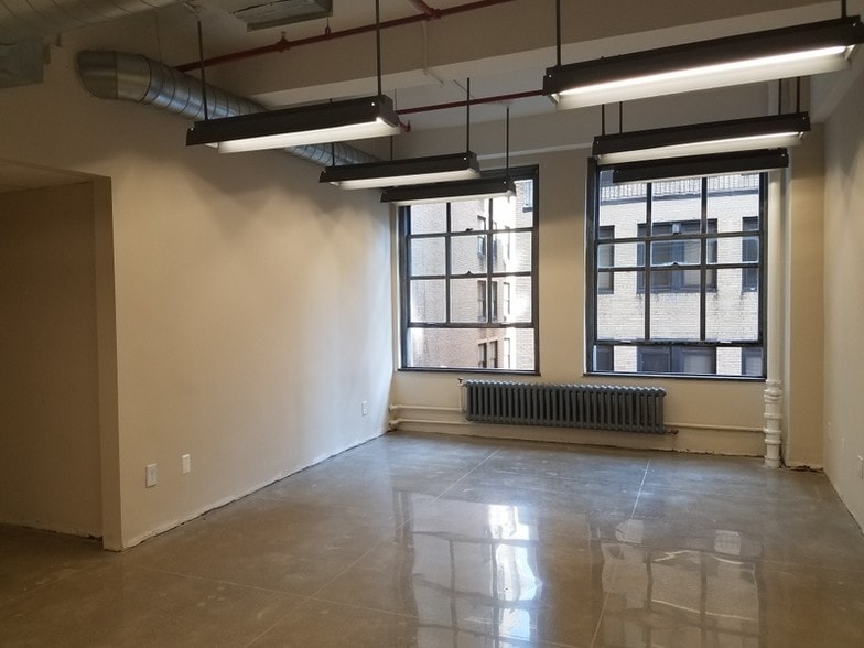 More Photos Of 18 E 48th St, New York Office For Lease