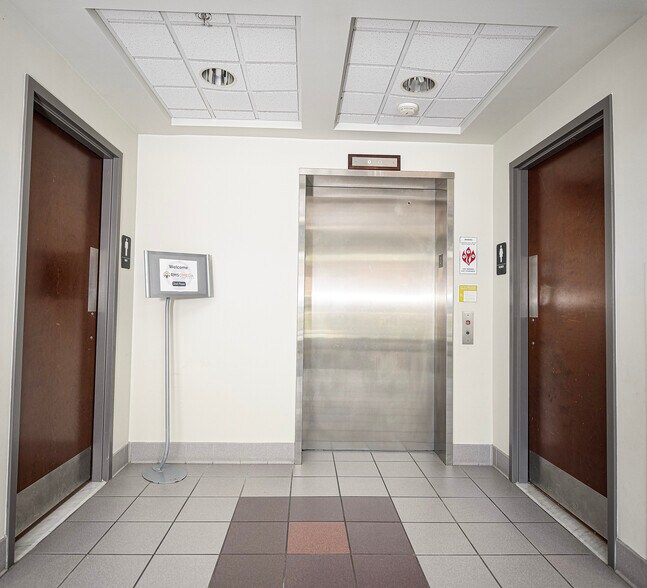 More Photos Of 9635 Philadelphia Rd, Baltimore Office For Lease