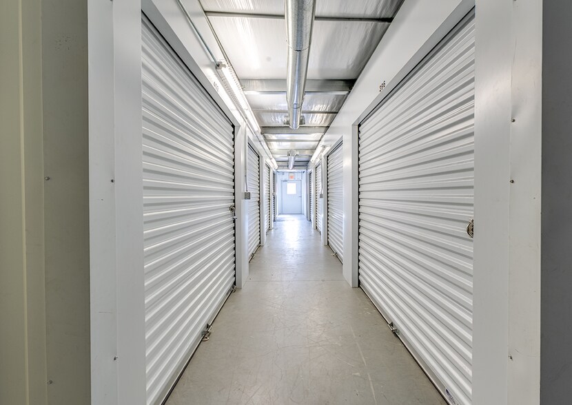 More Photos Of 11620 FM 1960 Rd, Huffman Self Storage For Sale