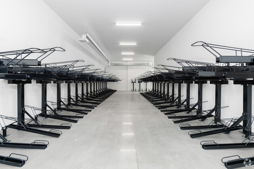 More Photos Of 5460 N Interstate Ave, Portland Apartments For Lease