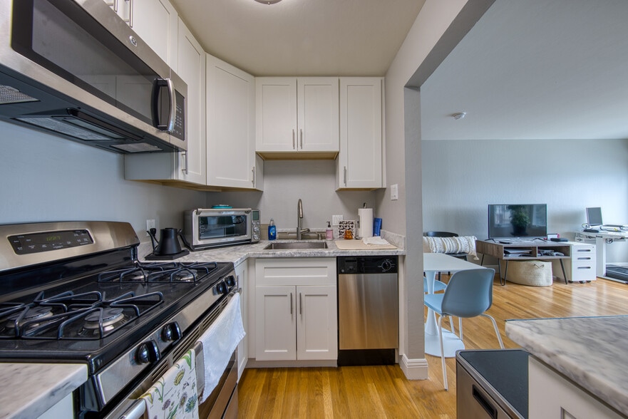 More Photos Of 201 Moraga St, San Francisco Apartments For Sale