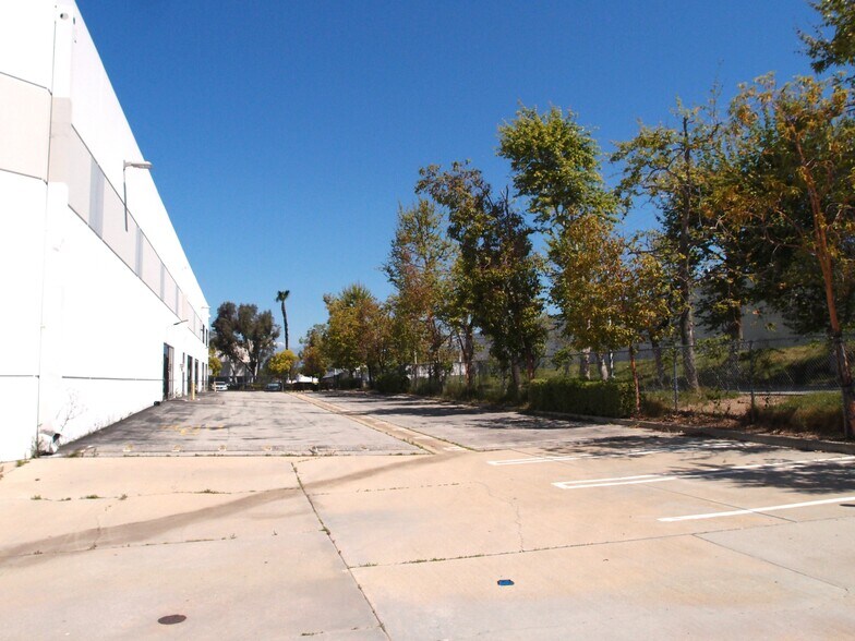 More Photos Of 17760 Rowland St, City of Industry Distribution For Sale
