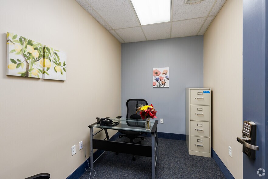 More Photos Of 900 Granby St, Norfolk Coworking Space