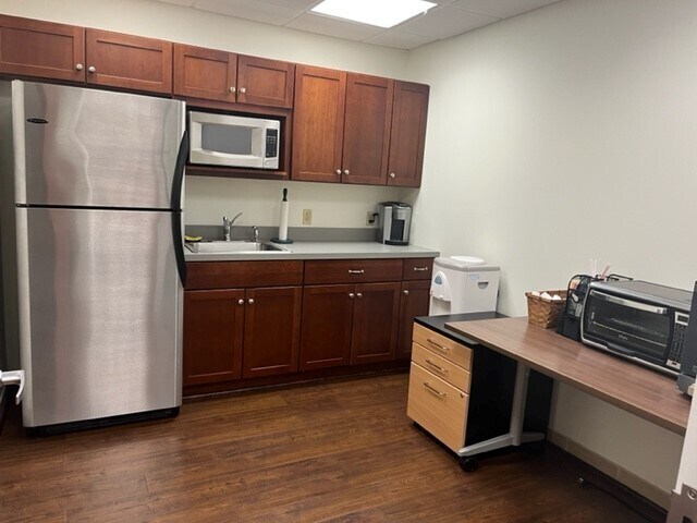 More Photos Of 6339 Ten Oaks Rd, Clarksville Office For Sale