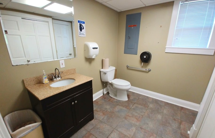 More Photos Of 757 Linden ave, Buena Vista Manufacturing For Sale