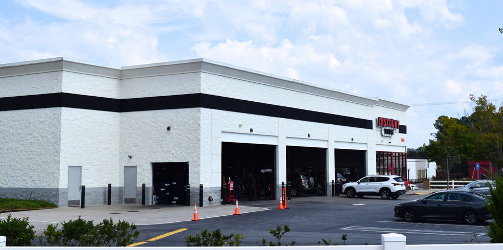 More Photos Of 1665 Highway 138 SE, Conyers Auto Repair For Sale