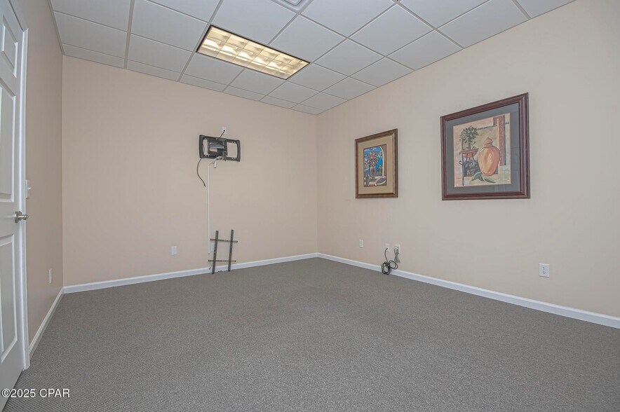 More Photos Of 7622 McElvey Rd, Panama City Beach Industrial For Sale