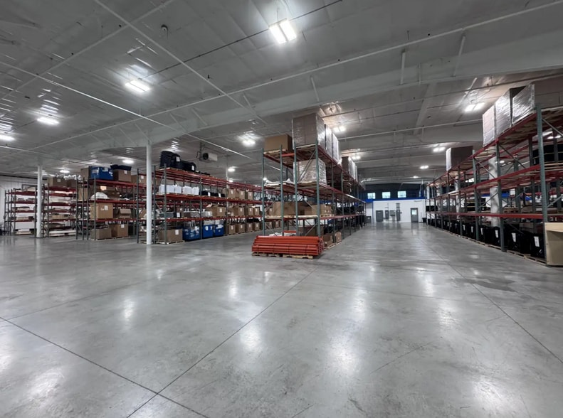 More Photos Of 1900 Lamar Ct, Holland Industrial For Lease