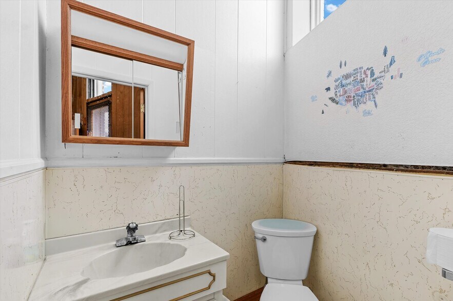 More Photos Of 101 E Sangamon Ave, Rantoul Storefront Retail Office For Sale