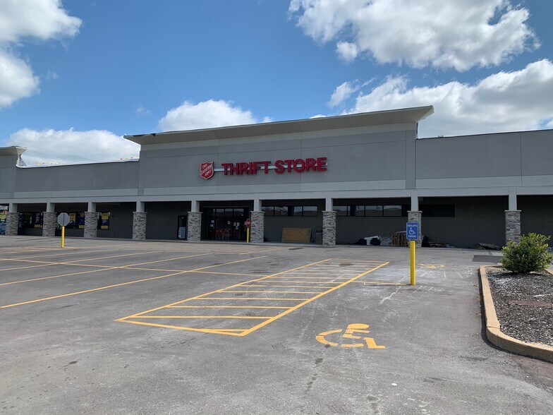 More Photos Of 2100-2160 Tenbrook Rd, Arnold Unknown For Lease