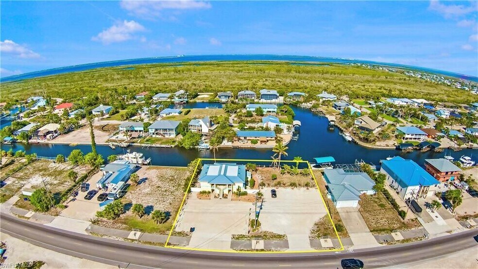 More Photos Of 3226 Stringfellow Rd, Saint James City Apartments For Sale