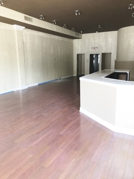 More Photos Of 217-223 E Hartsdale Ave, Hartsdale Storefront Retail Office For Lease