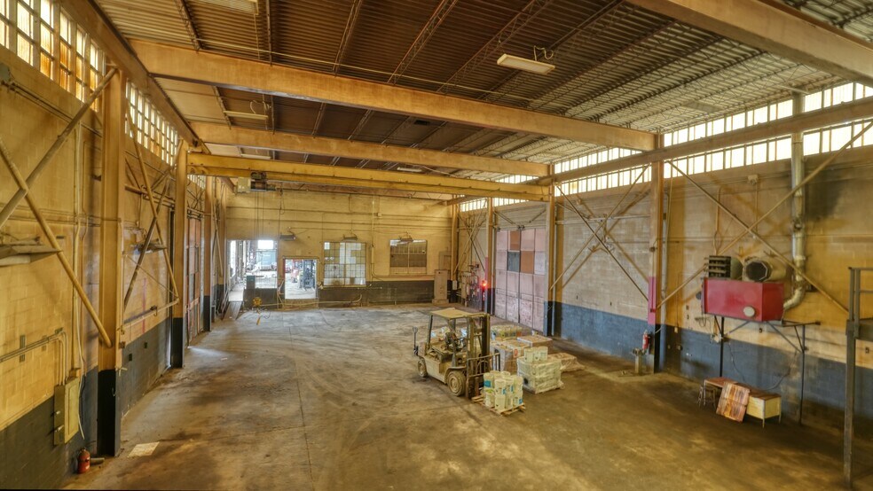 More Photos Of 120 Graham St, Zanesville Warehouse For Sale