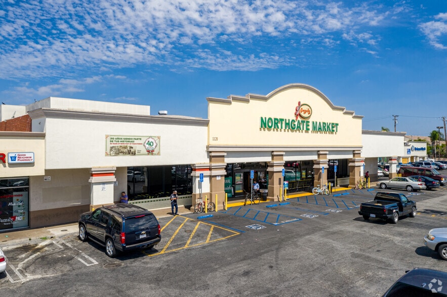 More Photos Of 1212 S Bristol St, Santa Ana General Retail For Lease