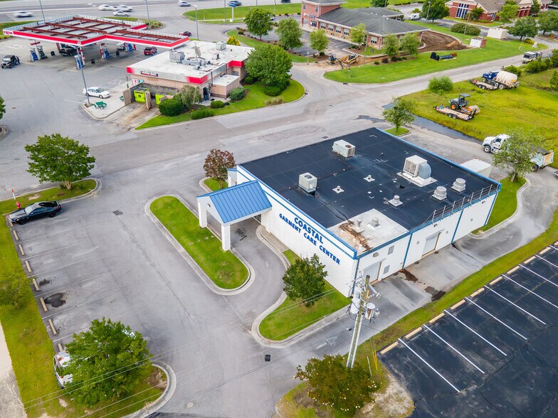 More Photos Of 4314 Henderson Dr, Jacksonville Freestanding For Sale