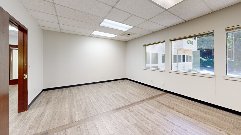 Primary Photo Of 31919 1st Ave S, Federal Way Office For Lease