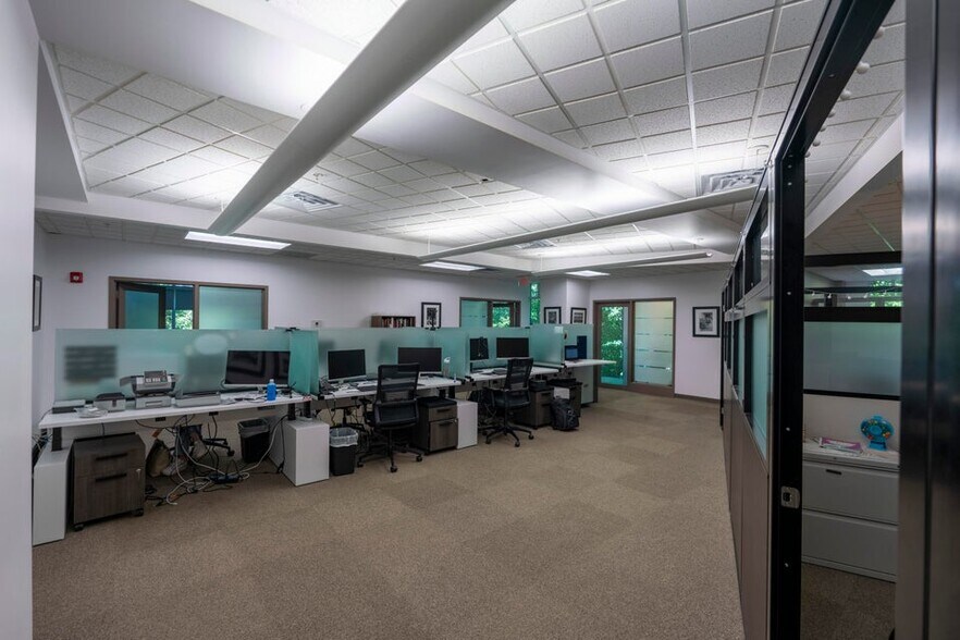 More Photos Of 262-268 Broadway, Saratoga Springs Office Residential For Sale