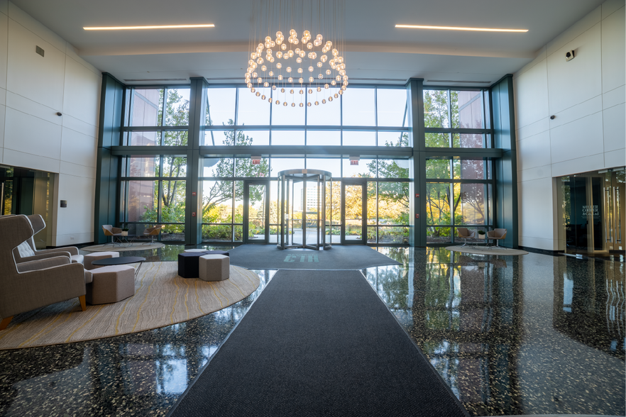 More Photos Of 3010 Highland Pky, Downers Grove Office For Lease