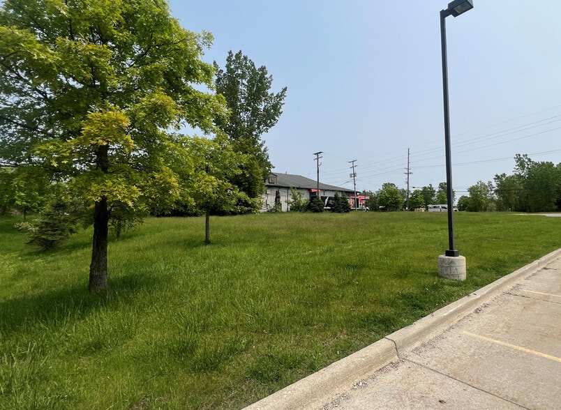More Photos Of 2755 Haggerty Rd, Commerce Township Land For Sale