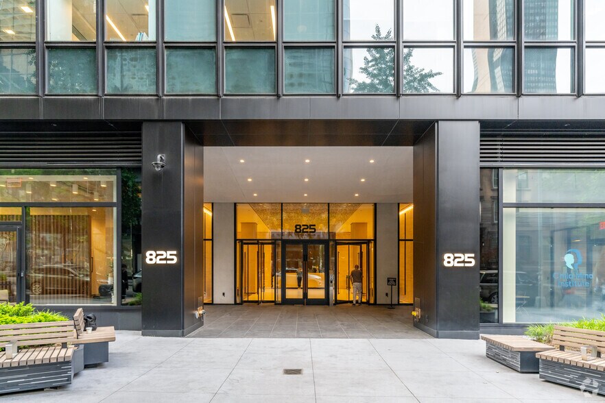 More Photos Of 825 Third Ave, New York Office For Lease