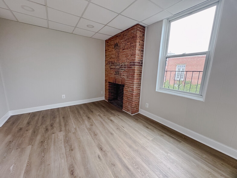More Photos Of 1130 Light St, Baltimore Apartments For Lease