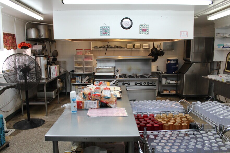 More Photos Of 329 Cooper St, Kenansville Assisted Living For Sale