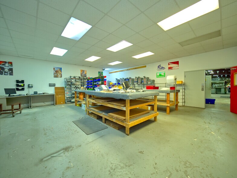 More Photos Of 1451 E Jefferson St, Brooksville Flex For Lease