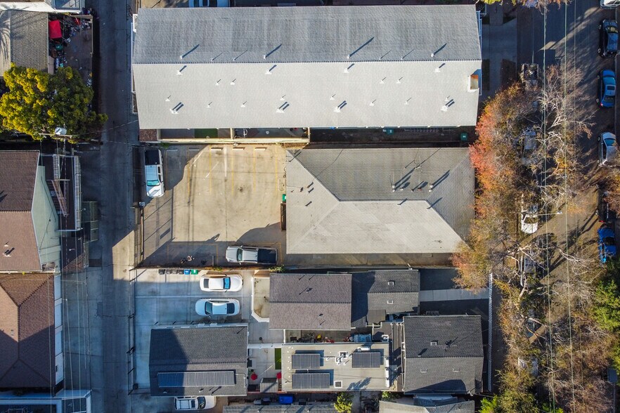 More Photos Of 1123 Ohio Ave, Long Beach Multifamily For Sale