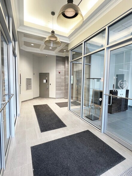 More Photos Of 10336 82 Av NW, Edmonton Storefront For Lease
