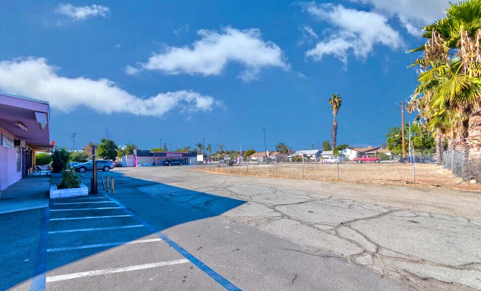 More Photos Of , Pomona General Retail For Sale