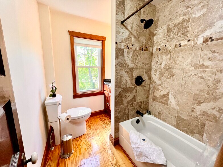 More Photos Of 546 Broadway, Bangor Storefront Retail Residential For Sale