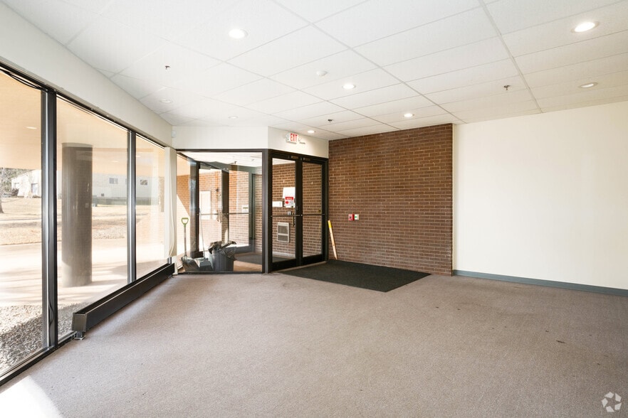 More Photos Of 151 Batson Dr, Manchester Manufacturing For Lease