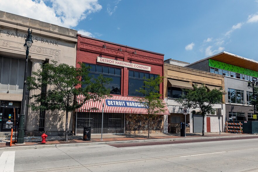 More Photos Of 6432 Woodward Ave, Detroit Storefront For Sale