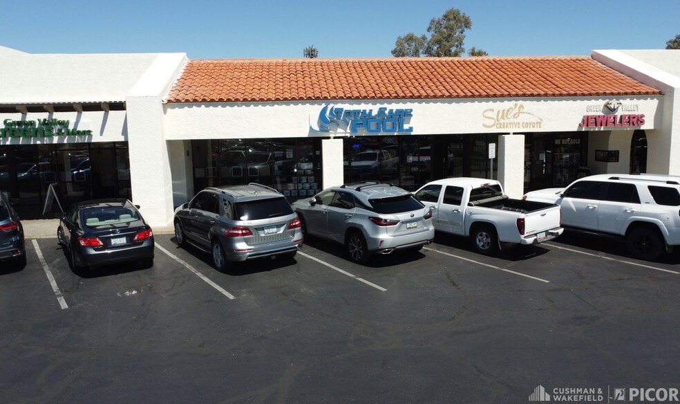 More Photos Of 180-260 W Continental Rd, Green Valley Unknown For Lease