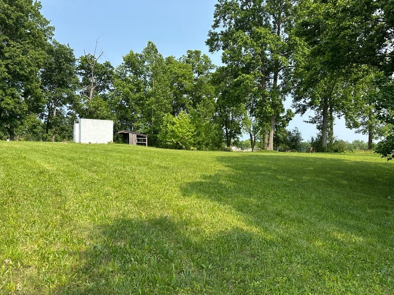 More Photos Of 3372 E Moffett Ln, Bloomington Religious Facility For Sale