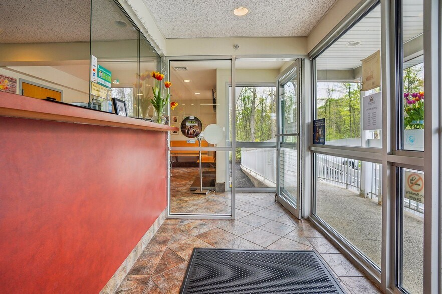 More Photos Of 455 Newark Pompton Tpke, Wayne Office Residential For Sale