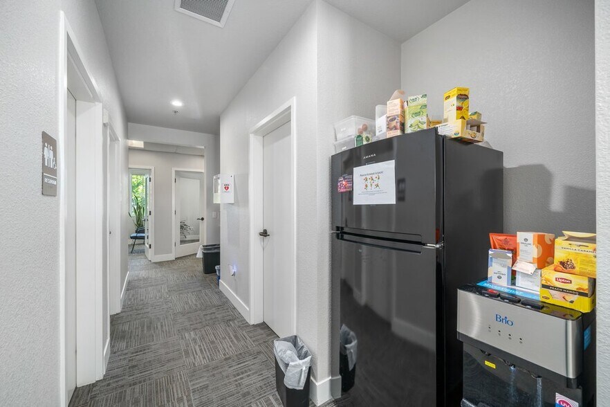 More Photos Of 1222-1224 Vine St, Paso Robles Office Residential For Sale